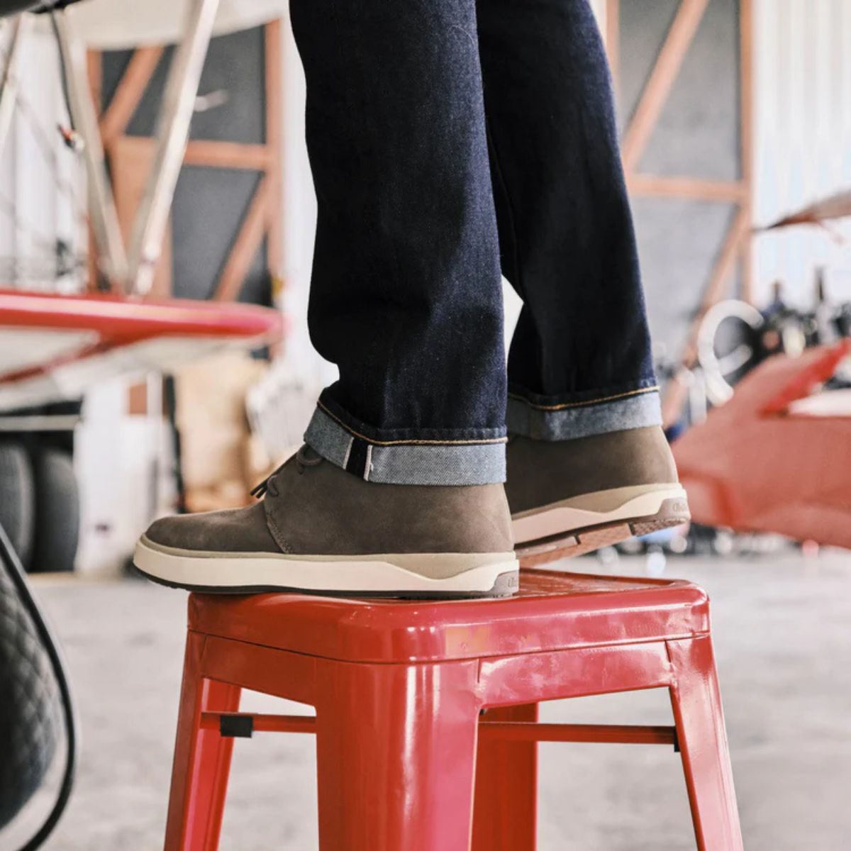 OluKai Men's Papakū 'Ili in Mustang - Getoutside Shoes