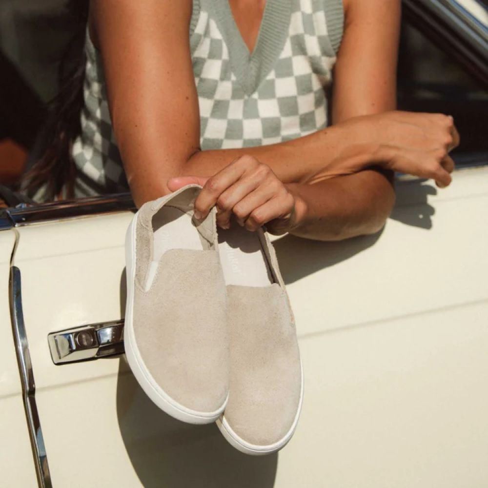 OluKai Women's Pehuea Luxe in Suede Tapa - Getoutside Shoes