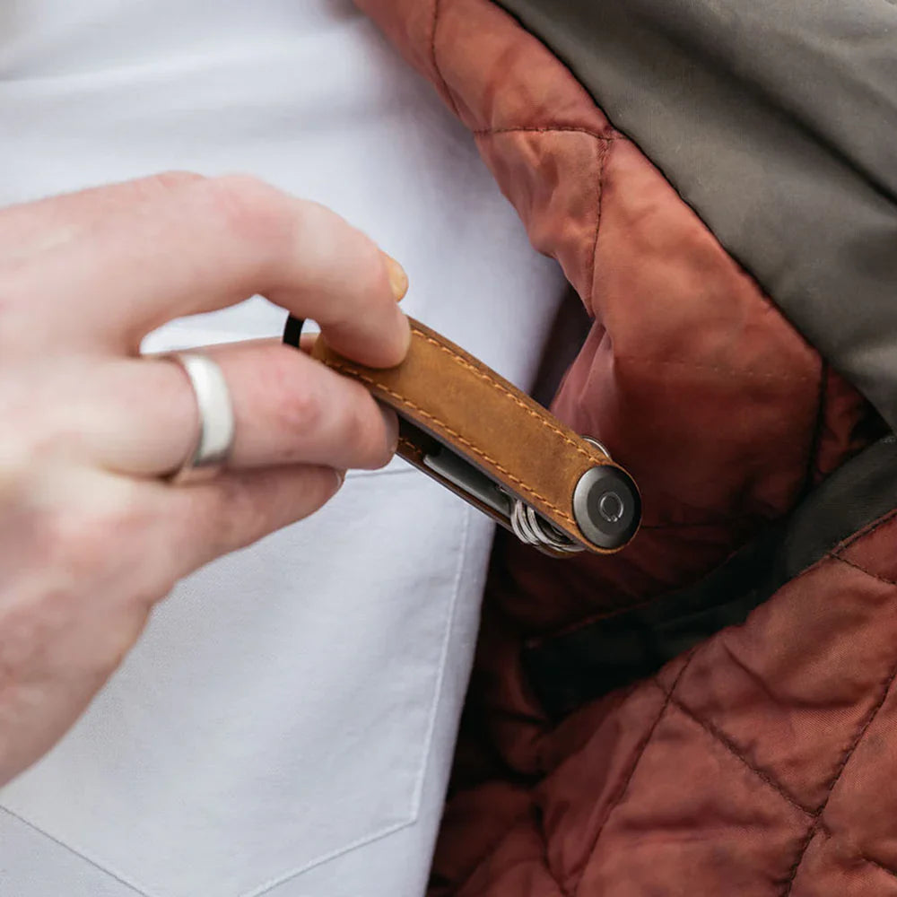 Orbitkey Key Organiser Crazy-Horse in Chestnut Brown with Brown Stitching