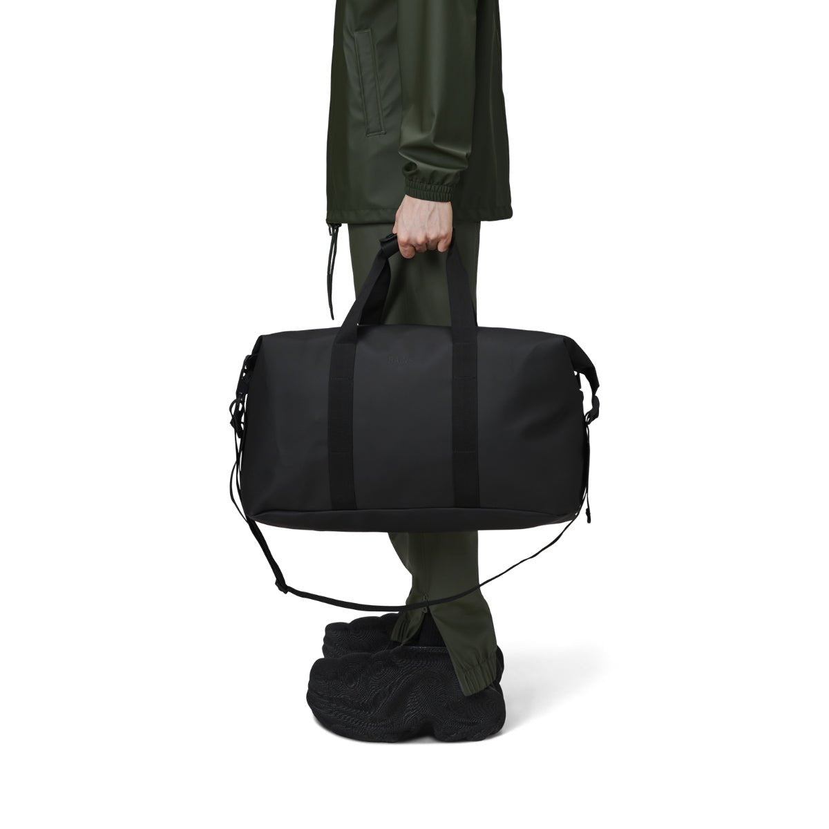 Rains Hilo Weekend Bag in Black - Getoutside Shoes