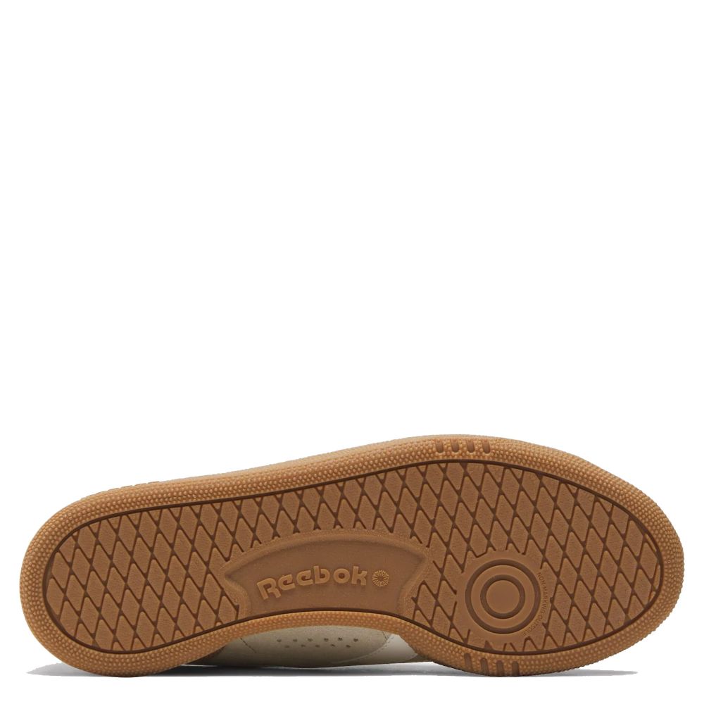 Reebok Women&#39;s Club C Grounds UK in Classic Beige/Chalk/Gum