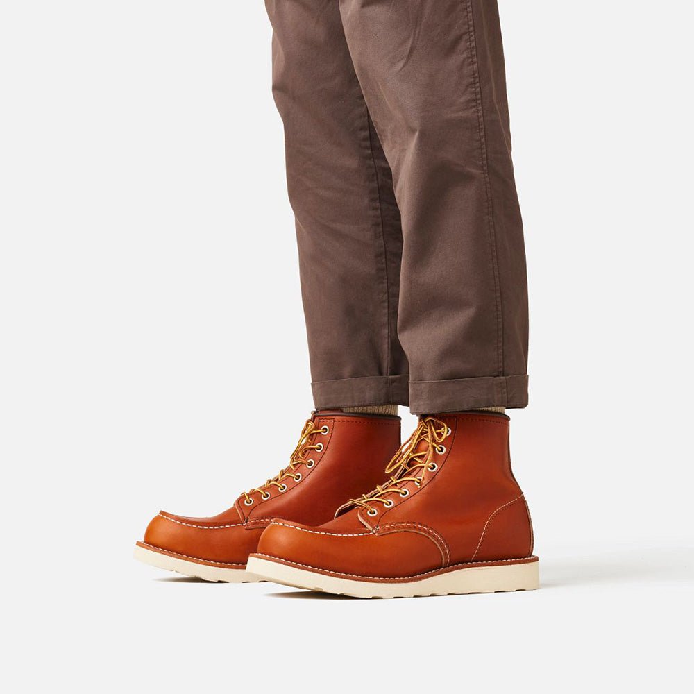 Red Wing Men's Classic 6 Inch Moc 875 in Oro Legacy - Getoutside Shoes
