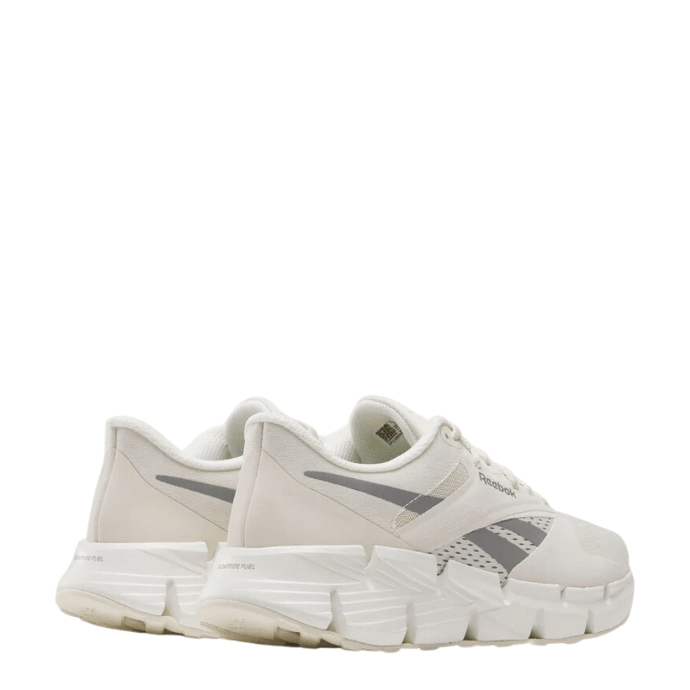 Reebok Women's Zig Dynamica 5 in Alabaster/Chalk/Grey 3 - Getoutside Shoes