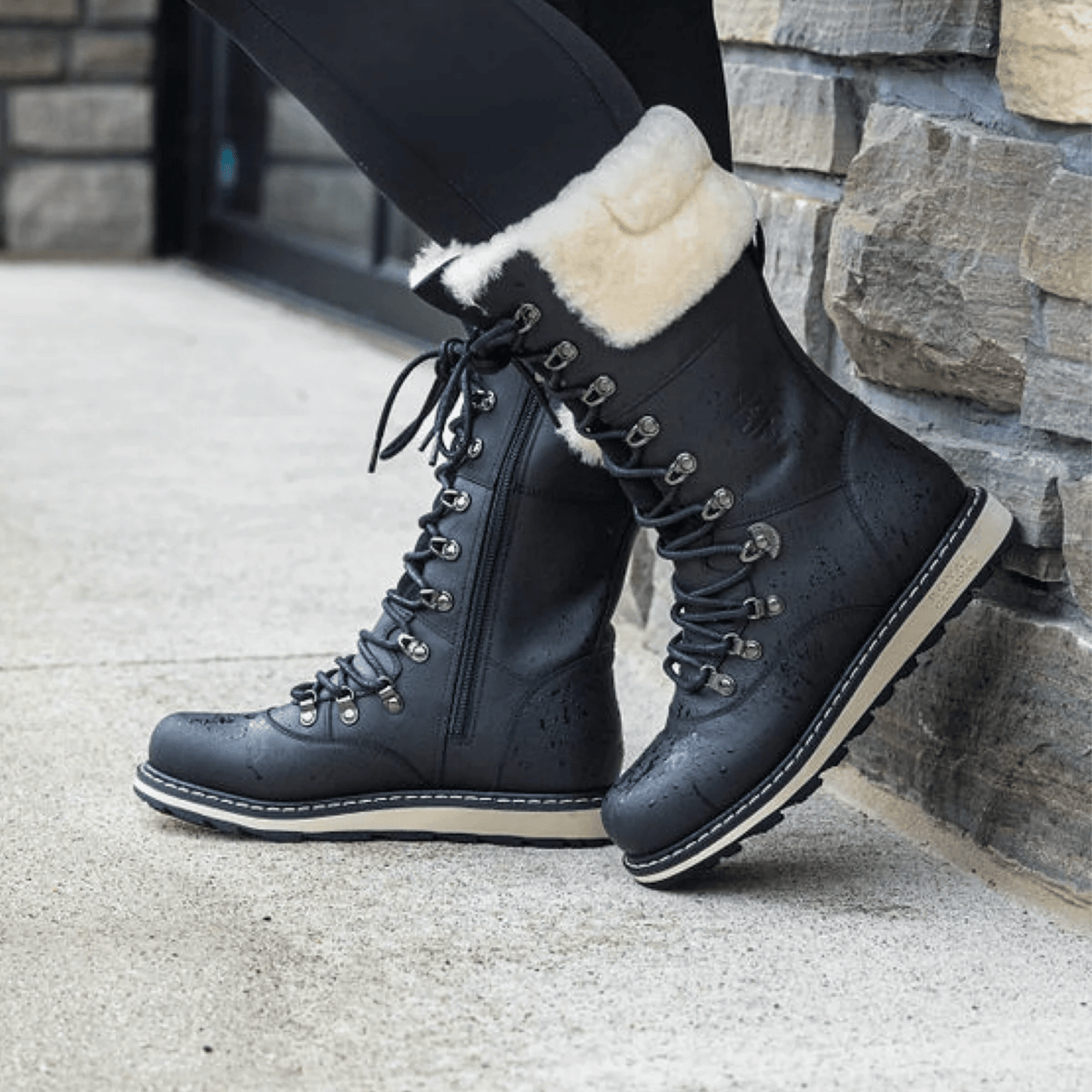 Royal Canadian Women's Castlegar in Black Lager - Getoutside Shoes