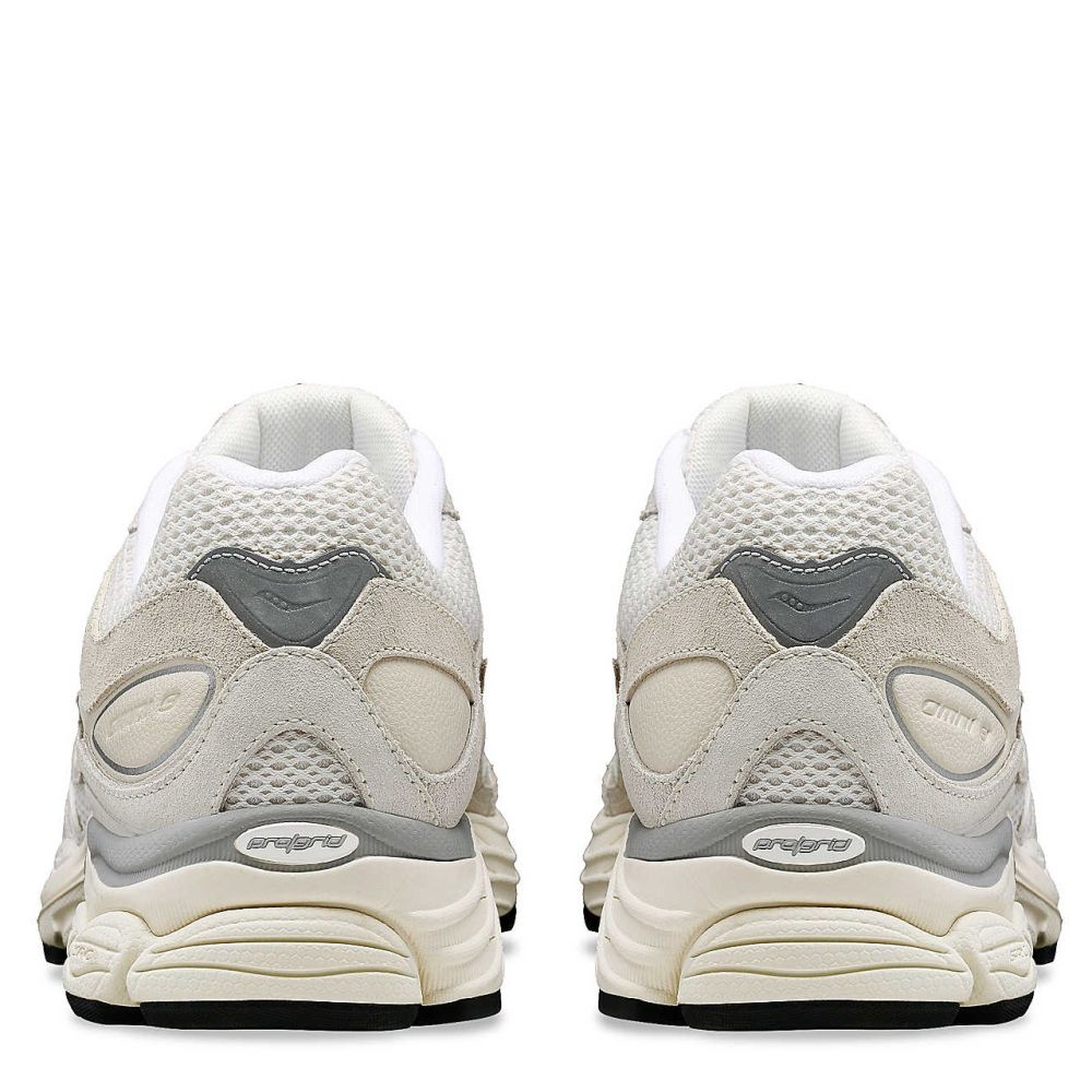 Saucony ProGrid Omni 9 Premium in White