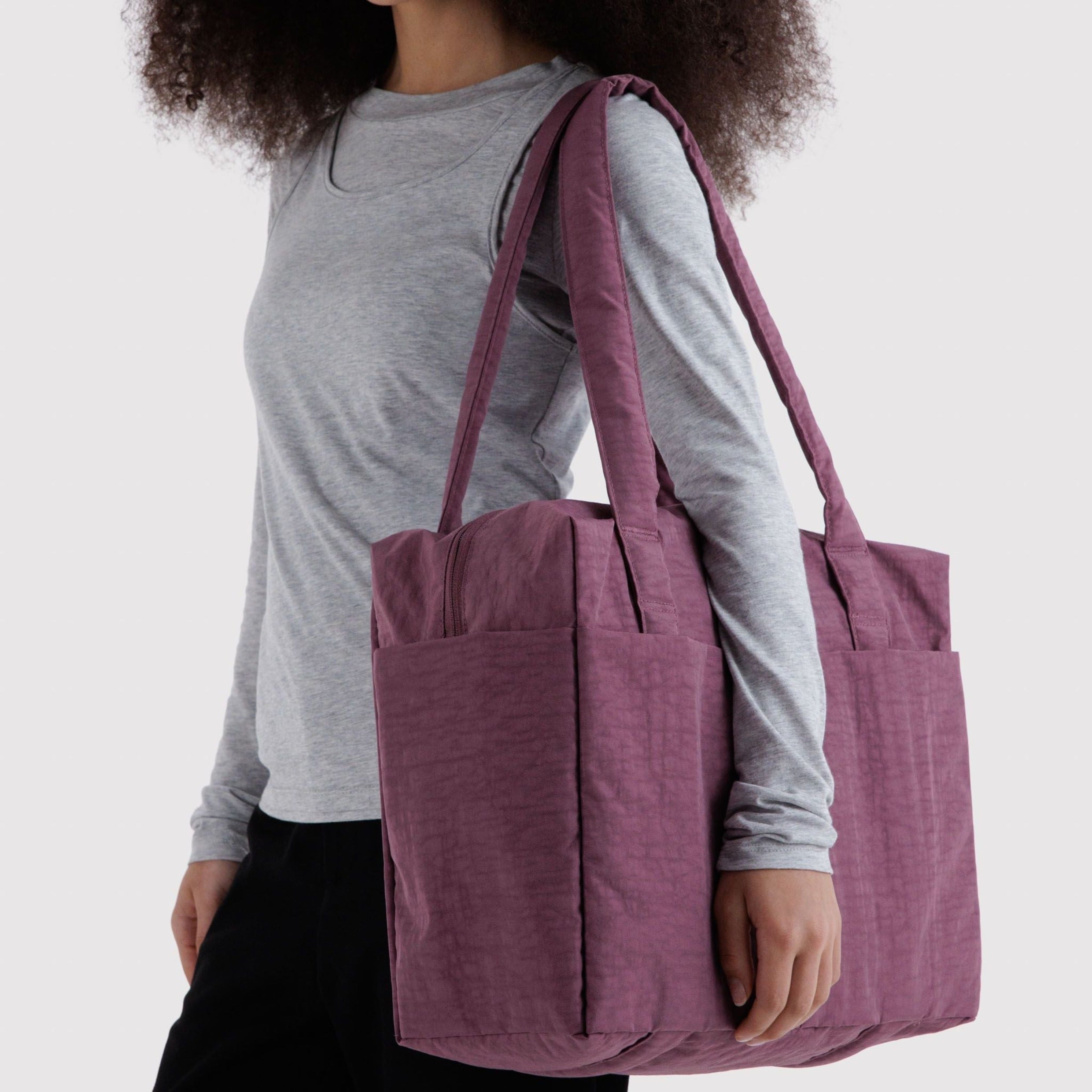 Baggu Small Cloud Carry-On in Wild Plum