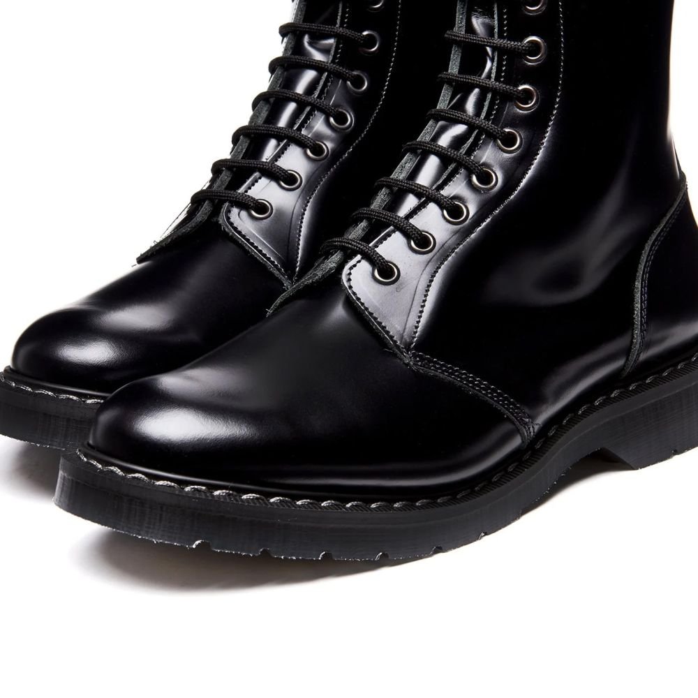 Solovair 11 Eye Astronaut Boot in Black Hi-Shine - Getoutside Shoes