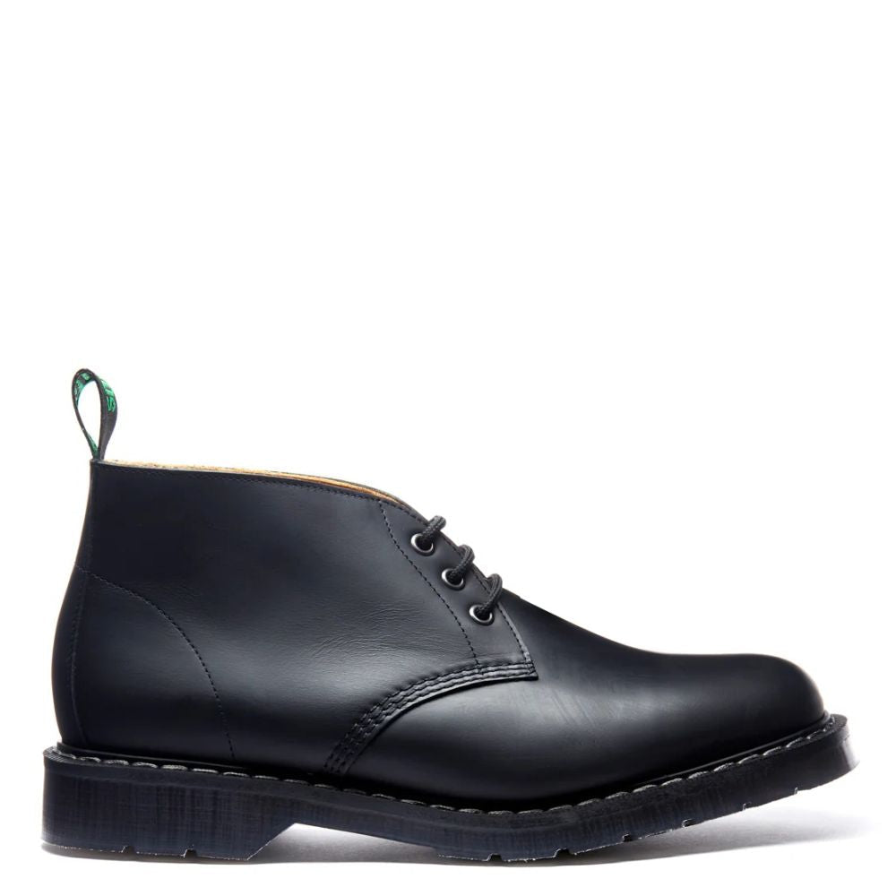 Solovair 3 Eye Chukka Boot in Black Greasy - Getoutside Shoes