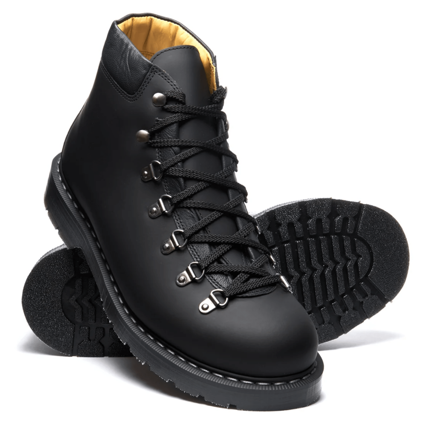 Solovair Urban Hiker in Black Greasy - Getoutside Shoes