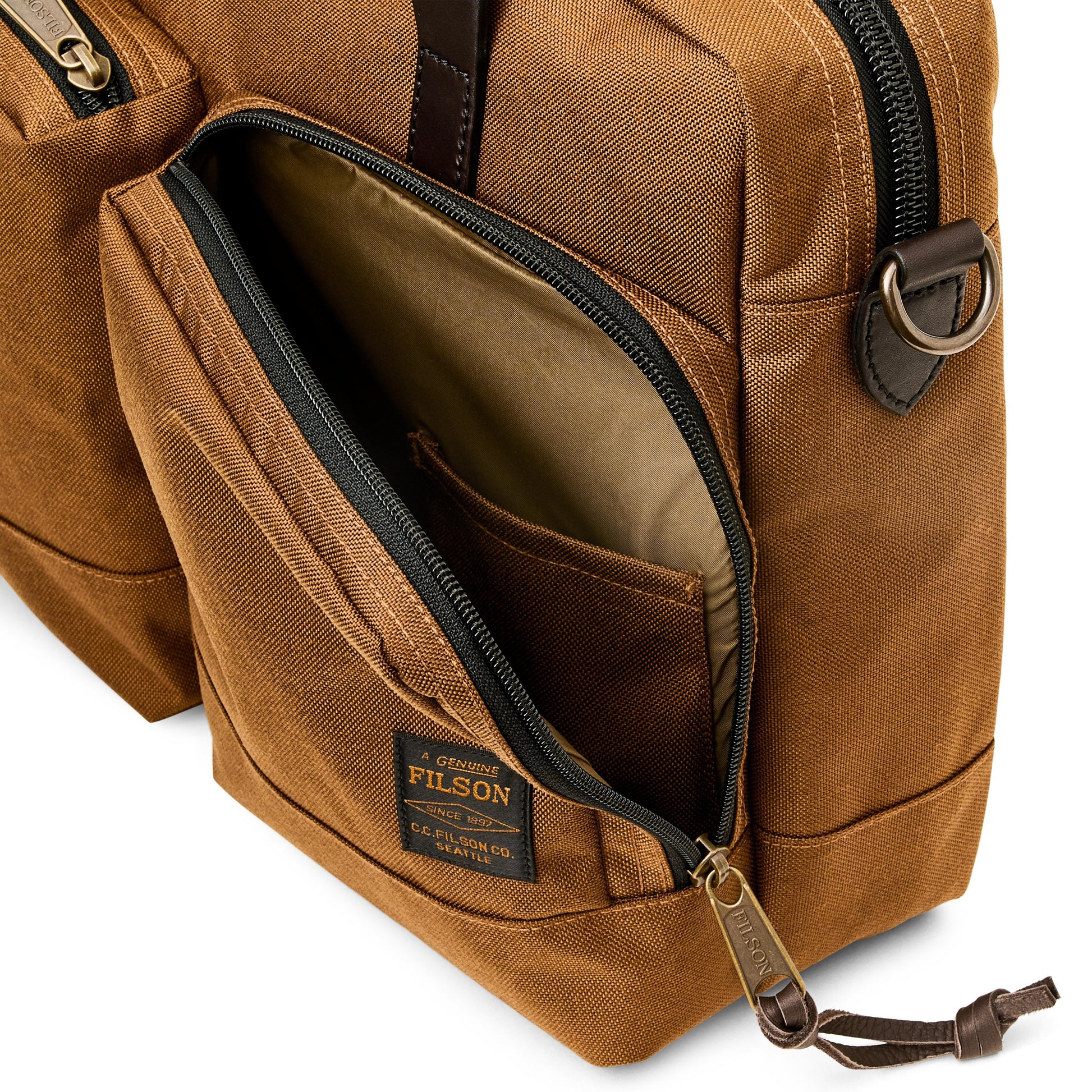 Filson Dryden Briefcase in Whiskey