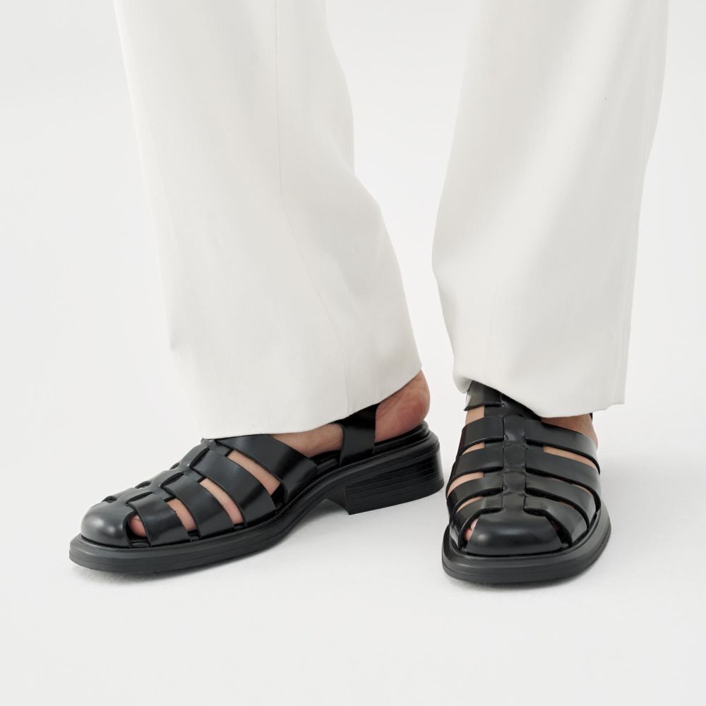 Vagabond Women's Ellis Sandals in Black Leather