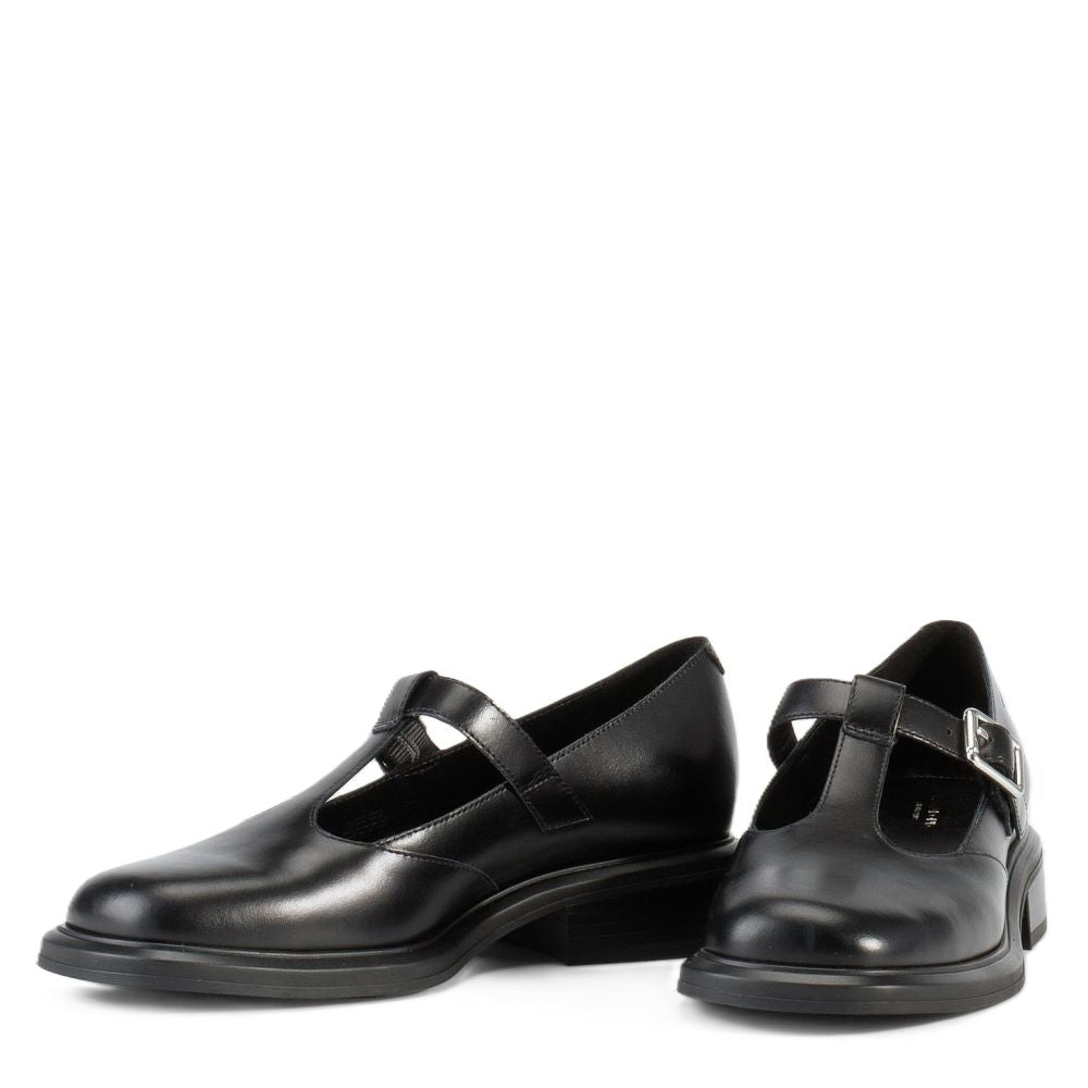 Vagabond Women's Ellis Shoes in Black Leather