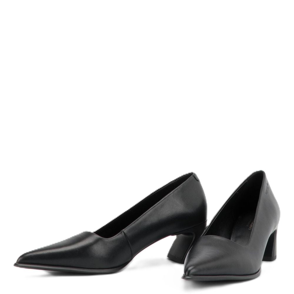 Vagabond Women's Ilona Pumps in Black Leather