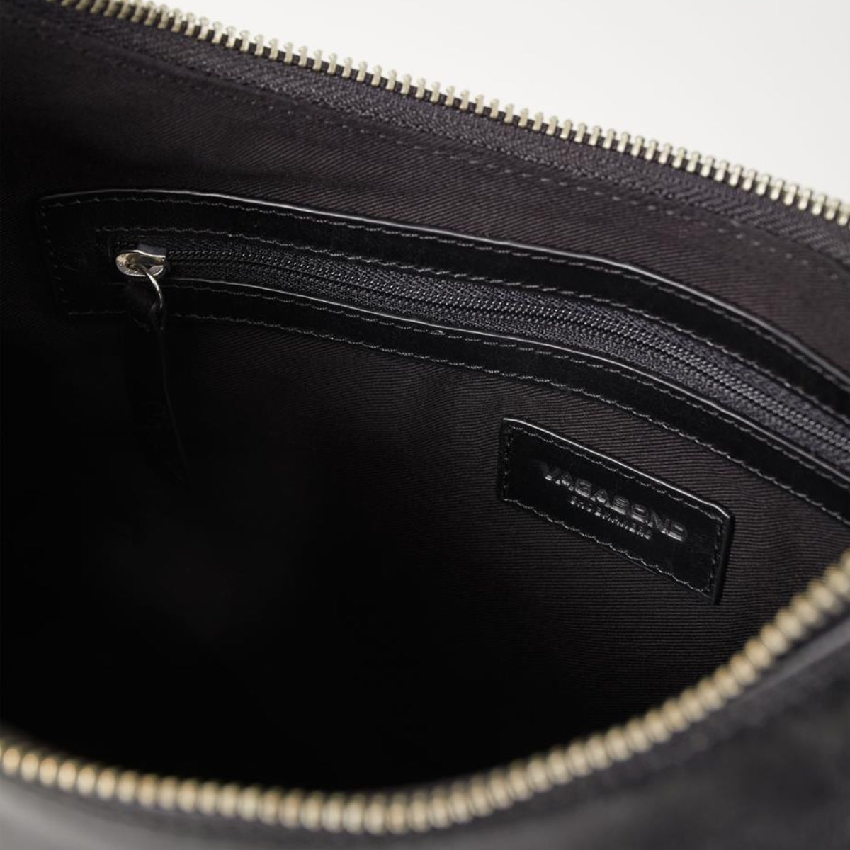 Vagabond Bari Bag in Black Leather - Getoutside Shoes