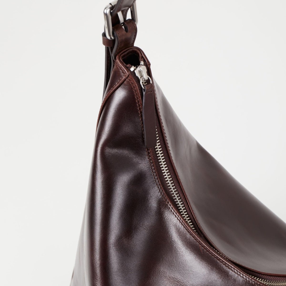 Vagabond Hilo Bag in Brown Leather - Getoutside Shoes
