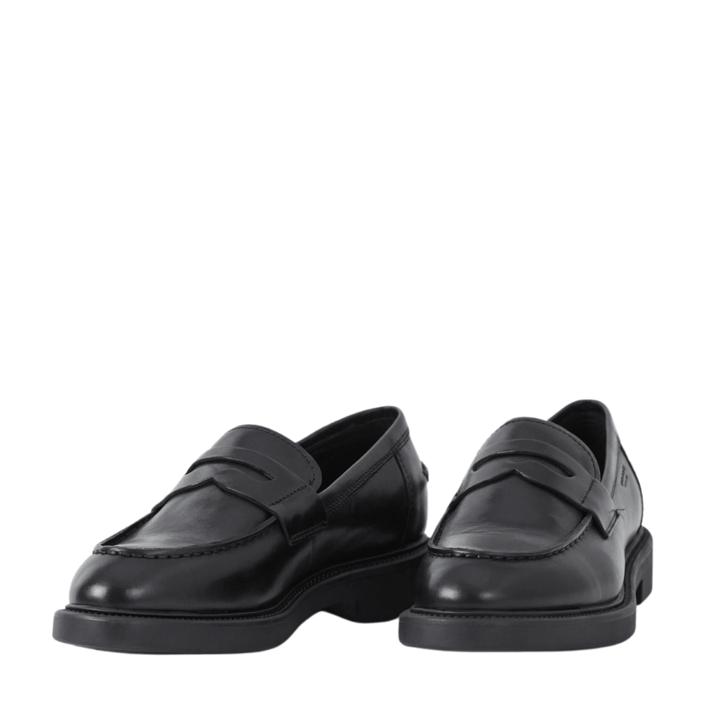 Vagabond Women's Alex W Loafer in Black Leather - Getoutside Shoes