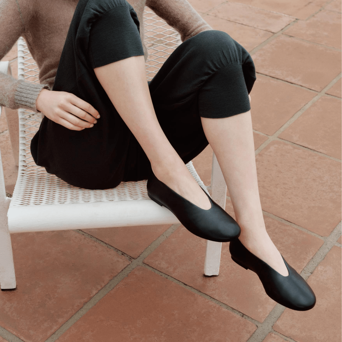 Vagabond Women's Aleya Ballet Flats in Black Leather - Getoutside Shoes
