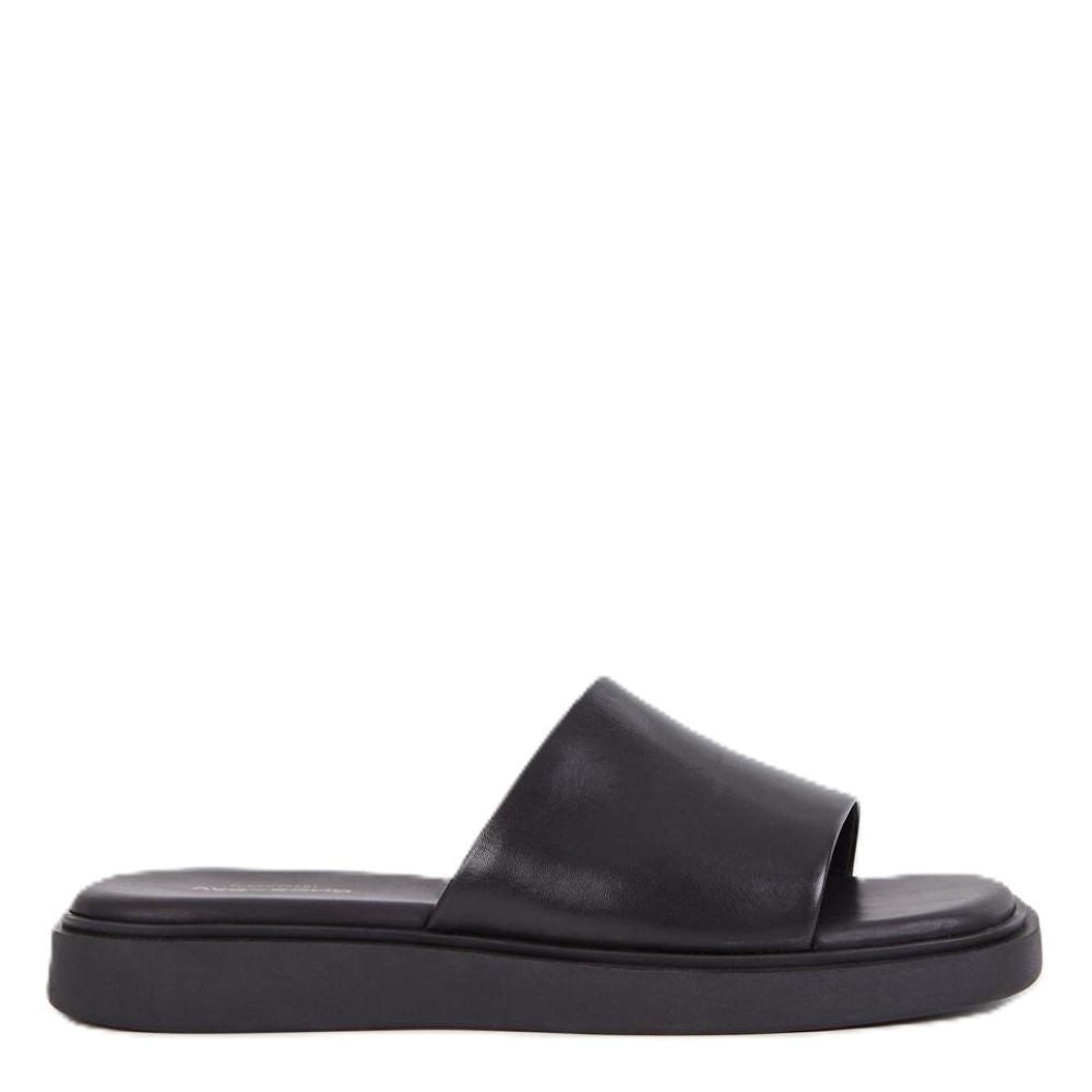 Vagabond Women's Connie Slip - On in Black - Getoutside Shoes