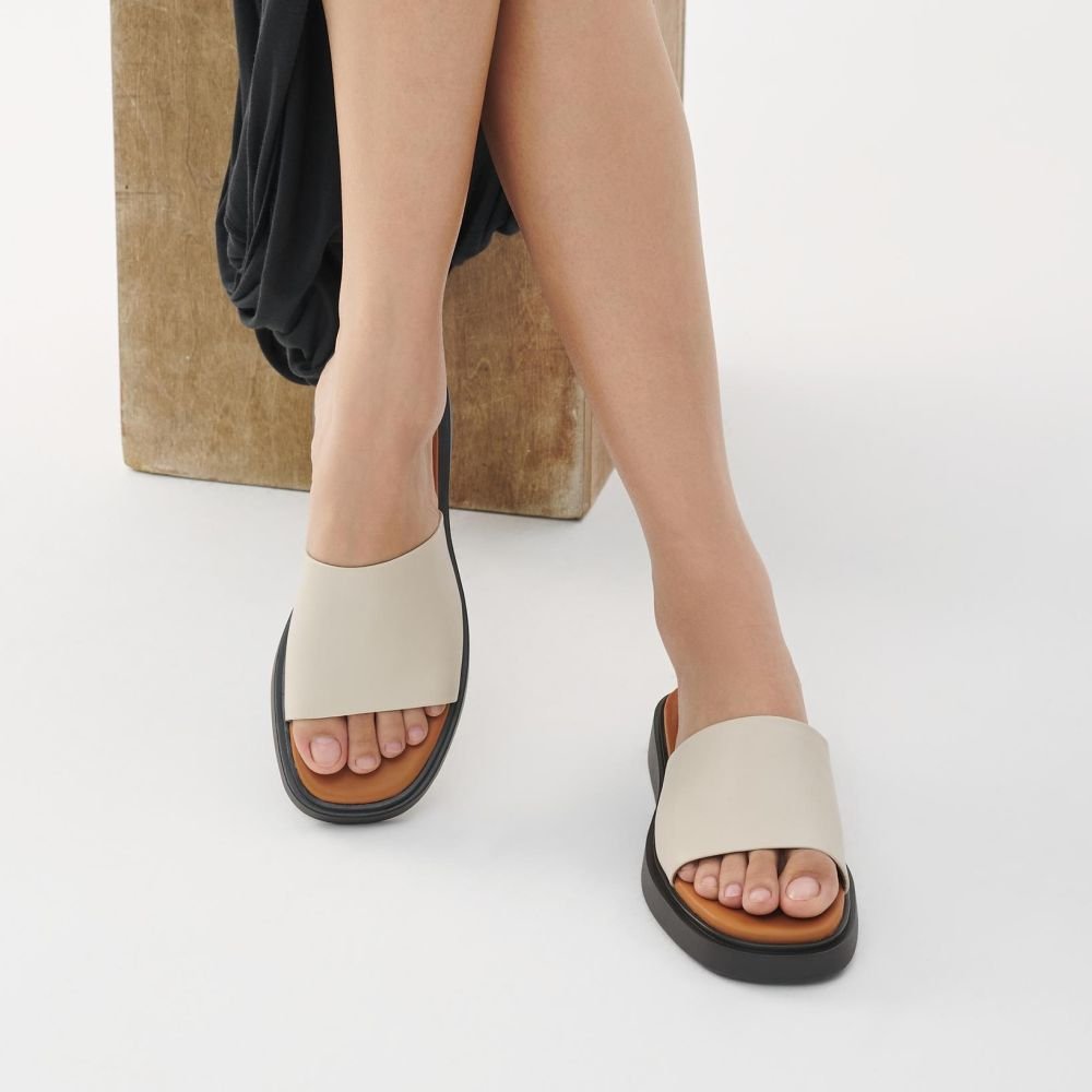 Vagabond Women's Connie Slip - On in Off - White Leather - Getoutside Shoes