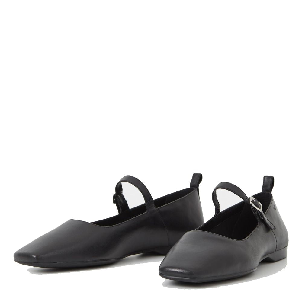 Vagabond Women's Delia Shoes in Black Leather - Getoutside Shoes