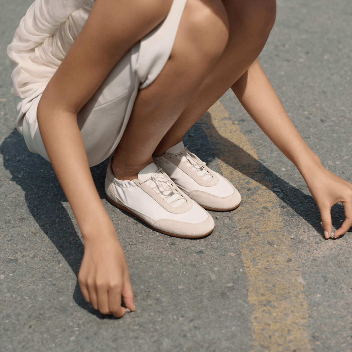 Vagabond Women's Hollie Sneakers in Off White Suede/Textile - Getoutside Shoes