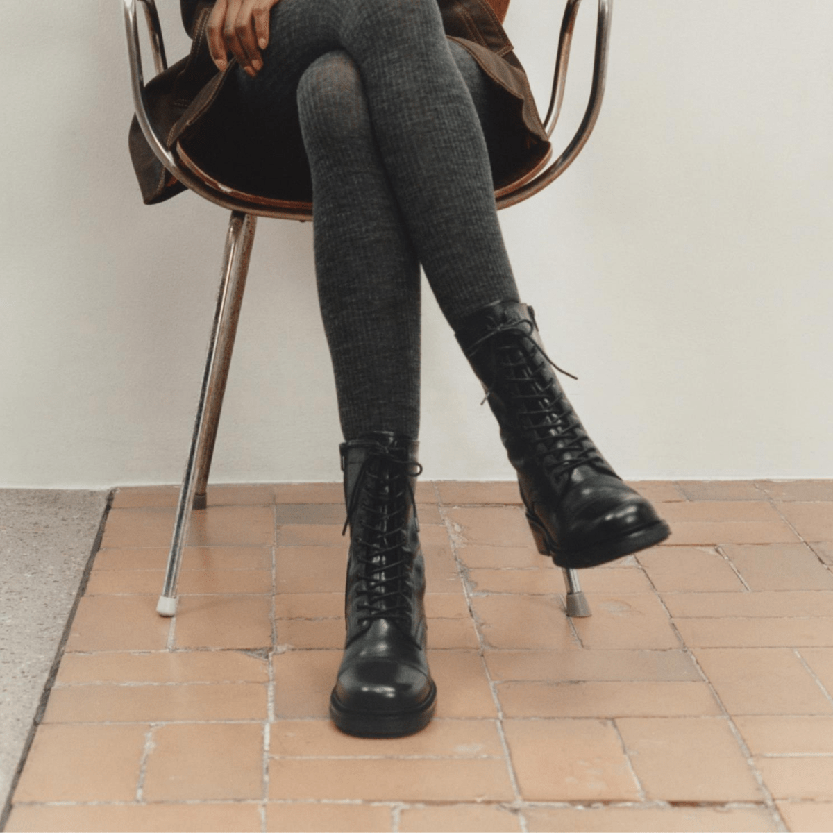 Vagabond Women's Karlie Boots in Black Leather - Getoutside Shoes
