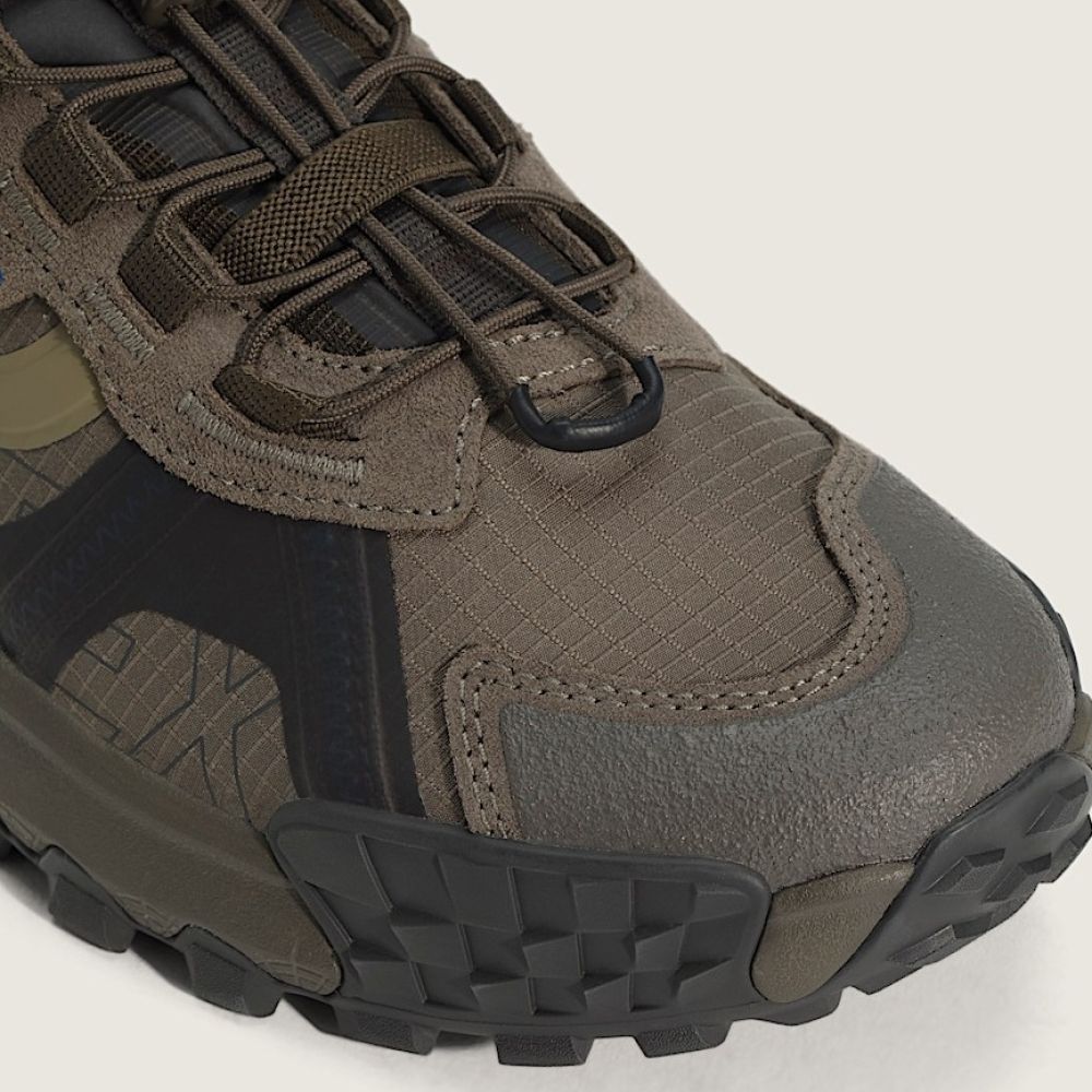 Vans Men's Crosspath XC GORE - TEX in Bungee Cord Brown/Coal Grey - Getoutside Shoes