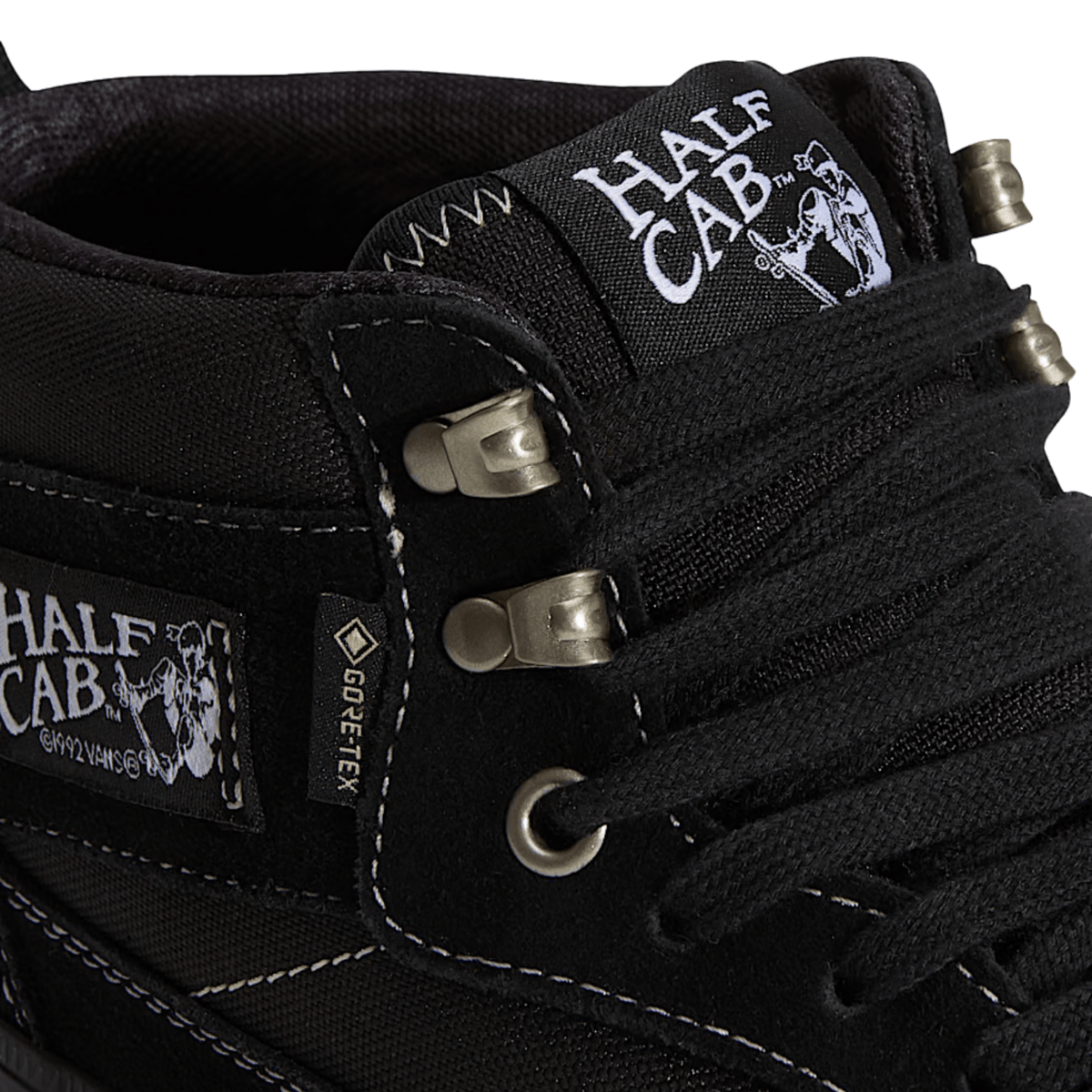 Vans Men's Half Cab GORE-TEX Insulated in Black/Black - Getoutside Shoes