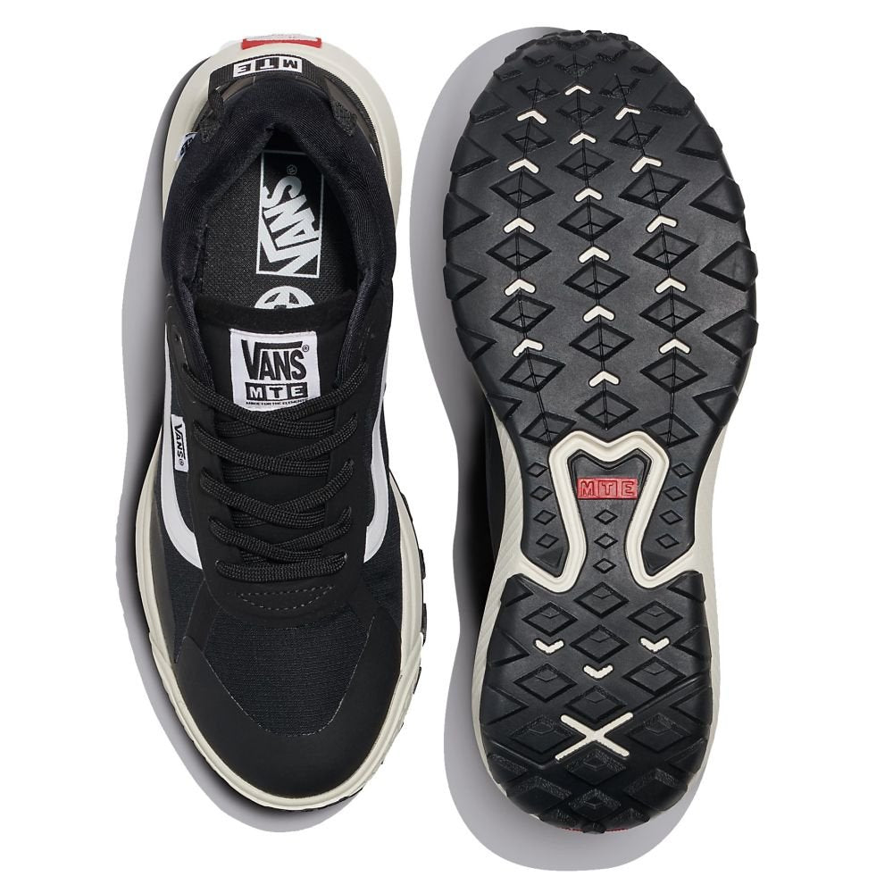 Vans MTE Crosspath in Black/White - Getoutside Shoes