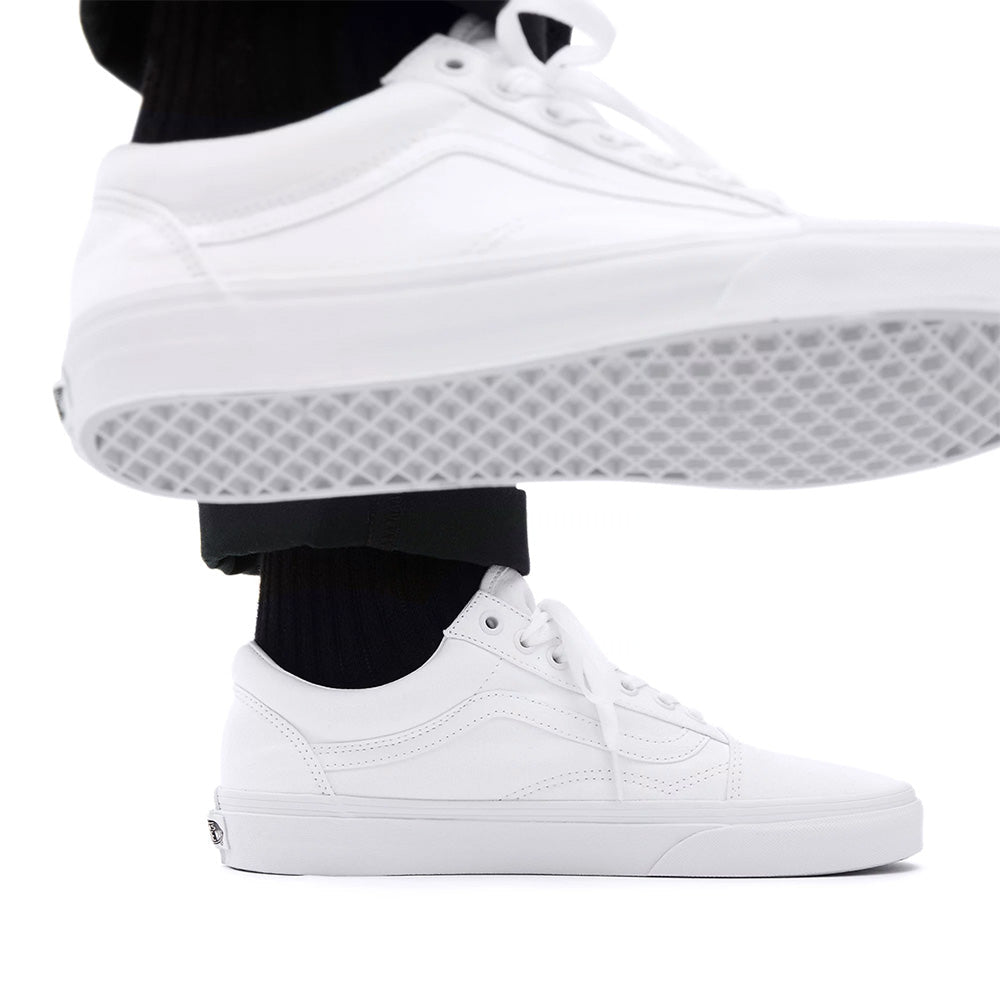 Vans Old Skool in True White - Getoutside Shoes
