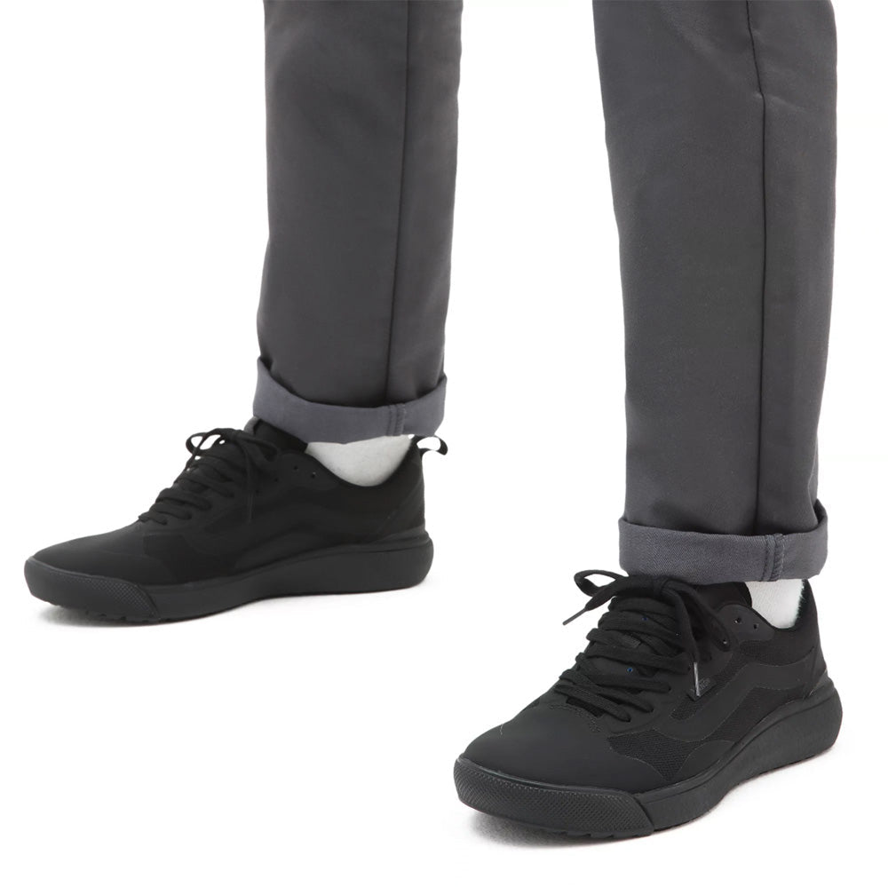 Vans UltraRange EXO in Black/Black - Getoutside Shoes