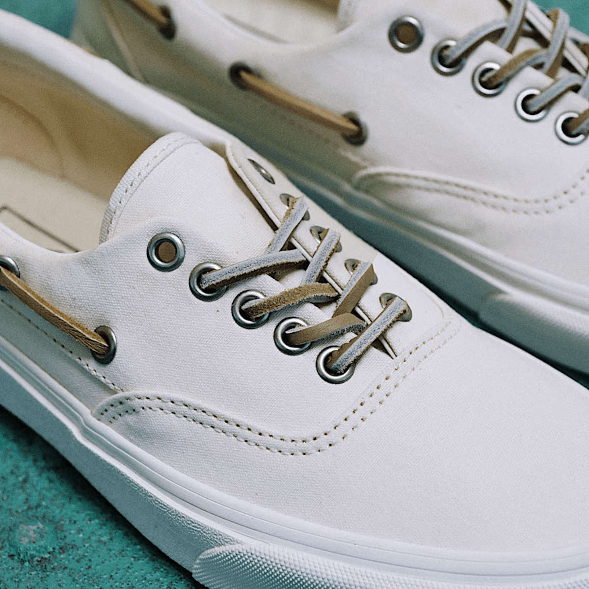 Vans Women's Authentic Boat Shoe in Marshmallow - Getoutside Shoes