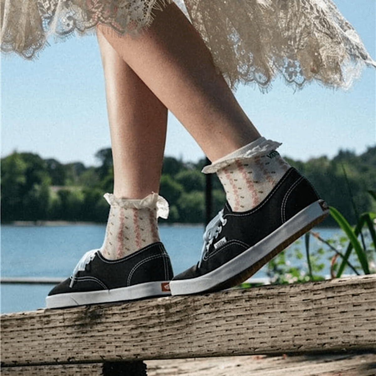 Vans Women's Authentic Lowpro in Black/White - Getoutside Shoes