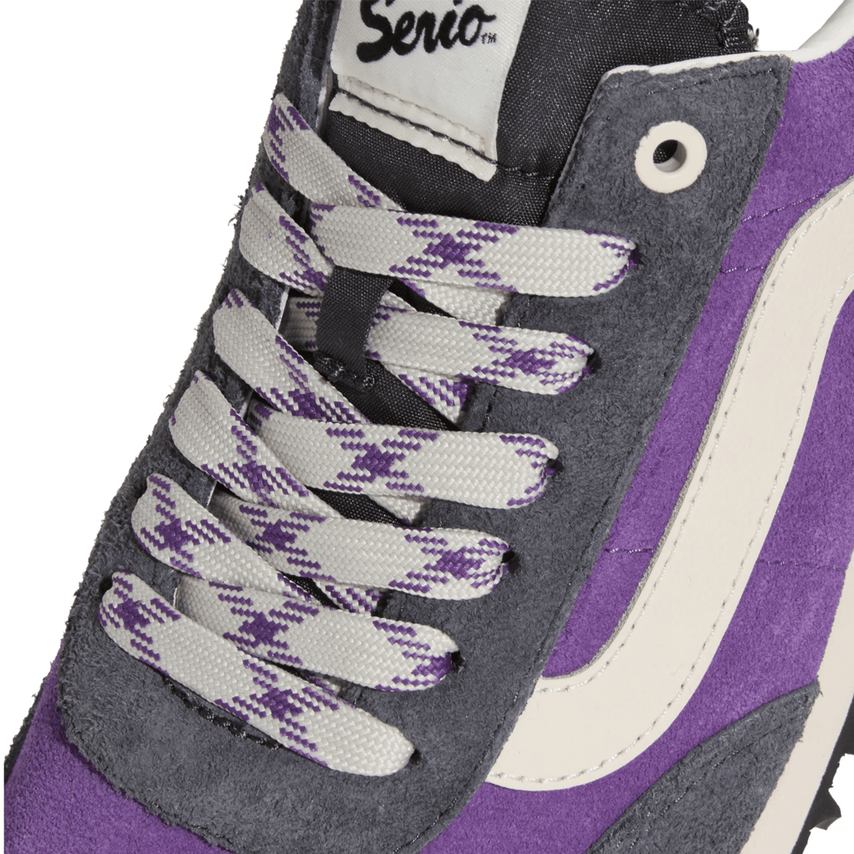 Vans Women's Premium Style 152 in Retro Purple - Getoutside Shoes