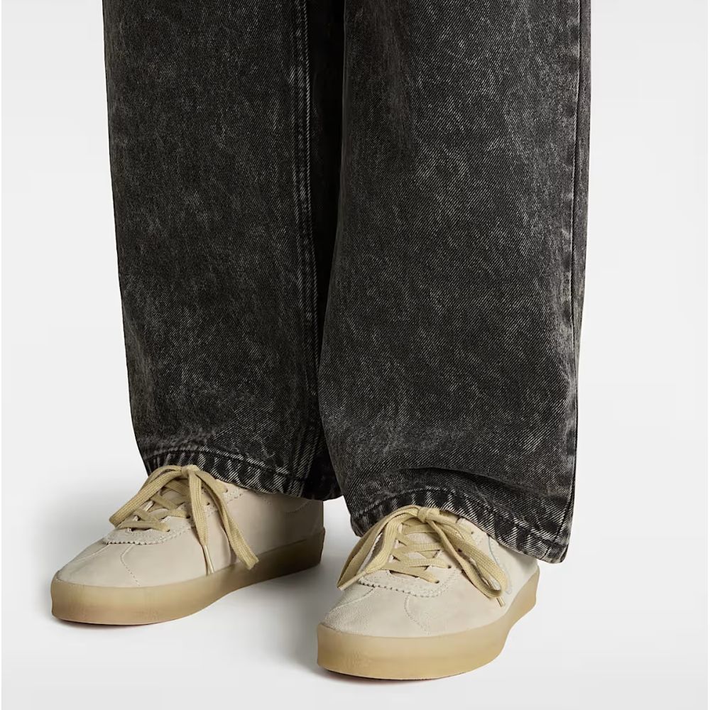 Vans Women's Sport Low in Beige - Getoutside Shoes