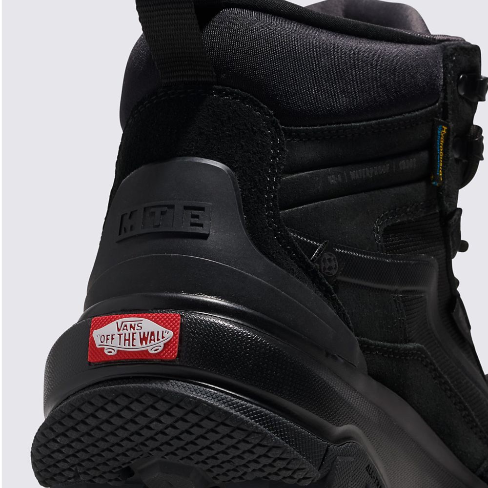 Vans Men's MTE Crestline Waterproof in Black