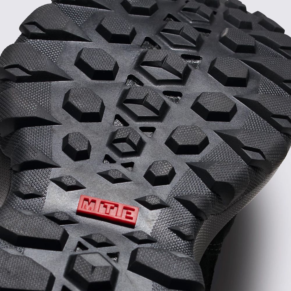 Vans Men's MTE Crestline Waterproof in Black