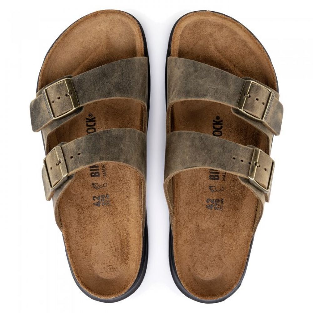 Birkenstock Men&#39;s Arizona Cross Town Oiled Leather in Faded Khaki