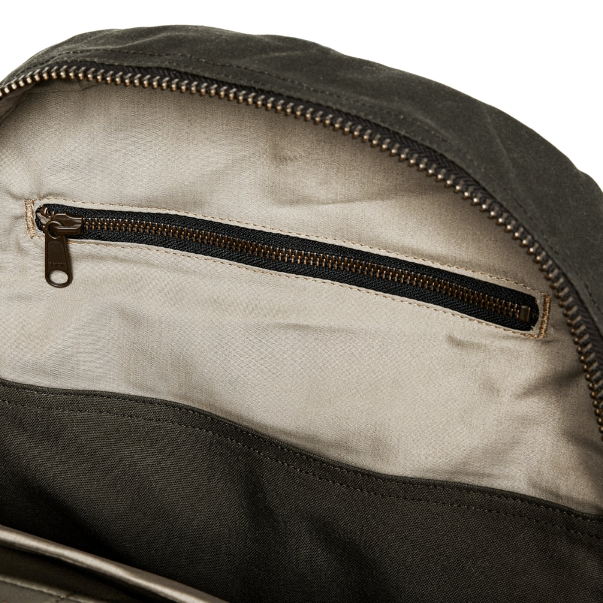 Filson Journeyman Backpack in Ottergreen