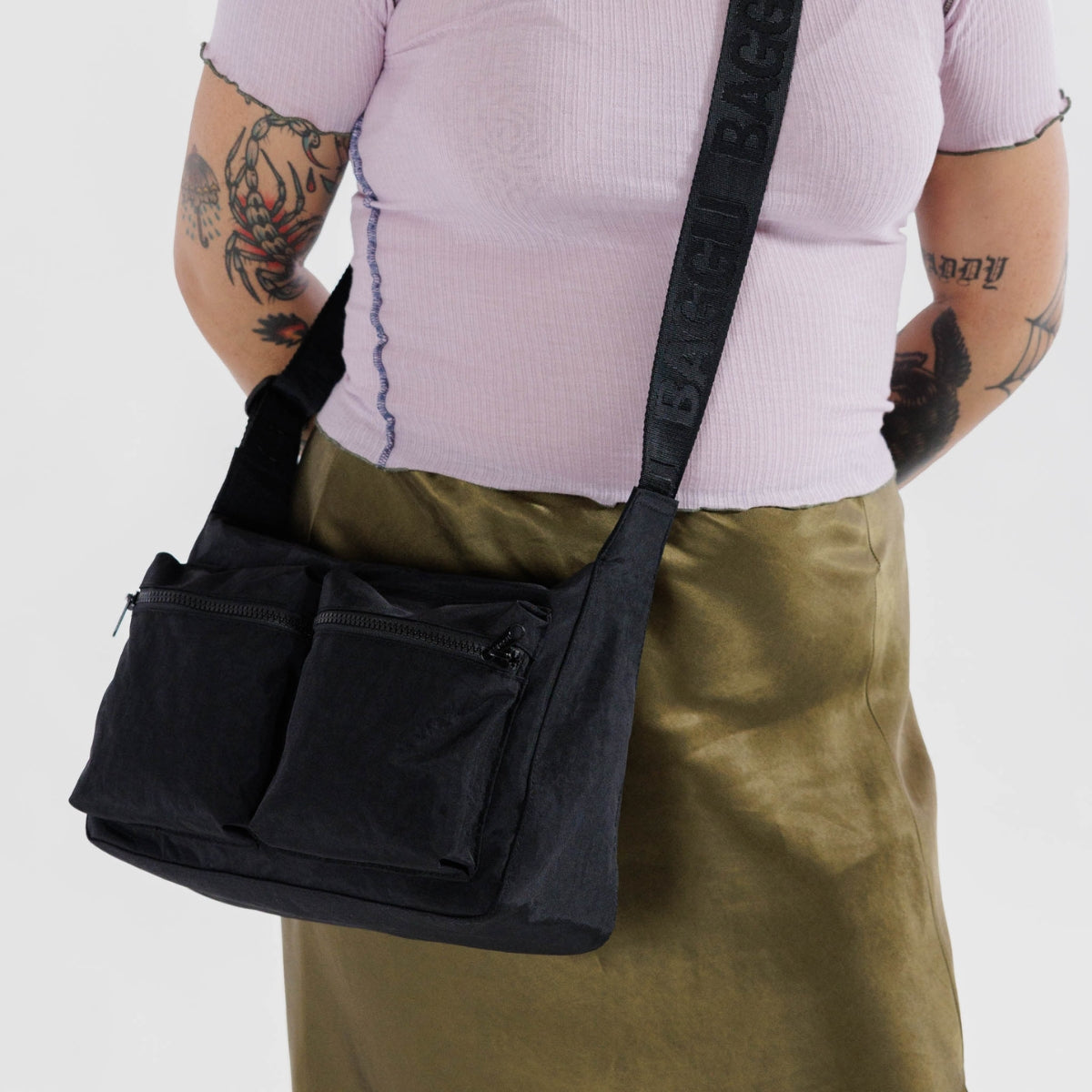 Baggu Medium Cargo Crossbody in Black