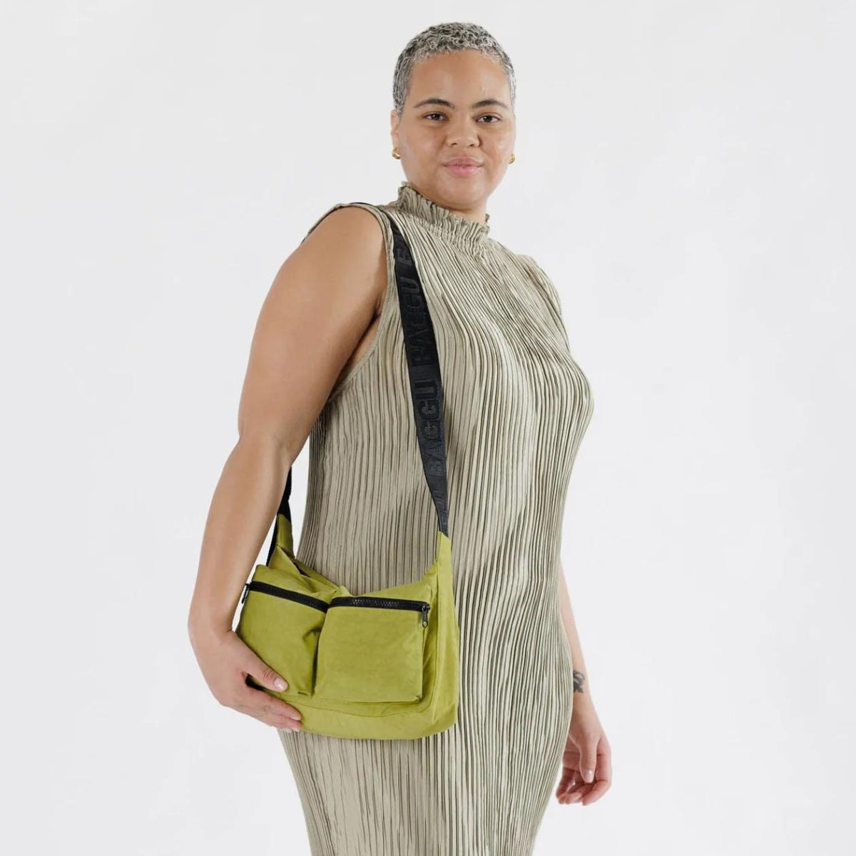 Baggu Medium Cargo Crossbody in Lemongrass