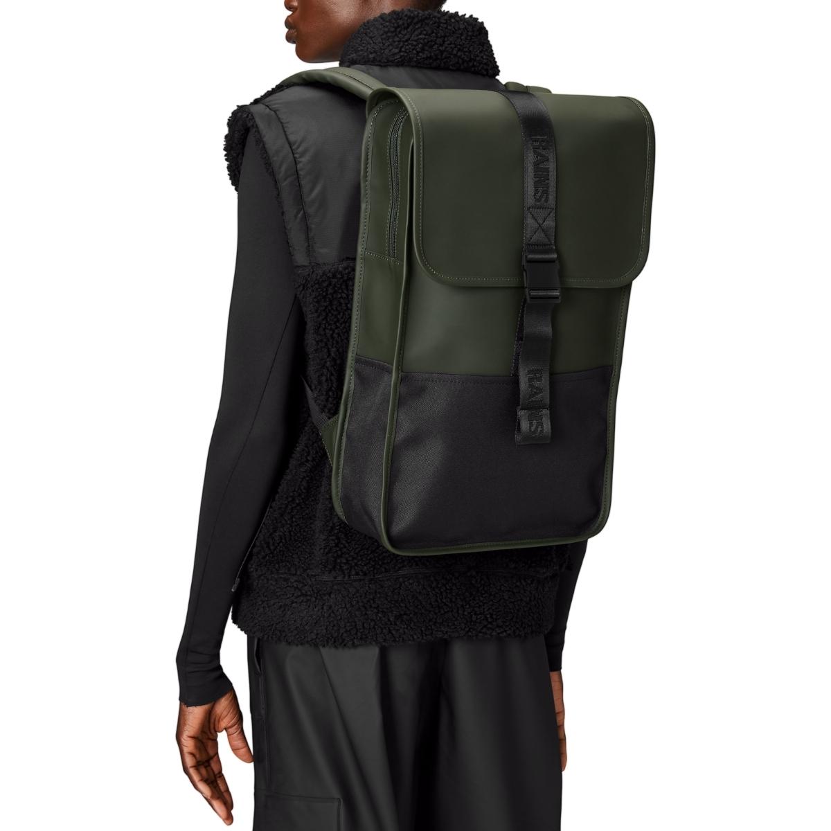 Rains Trail Backpack in Green