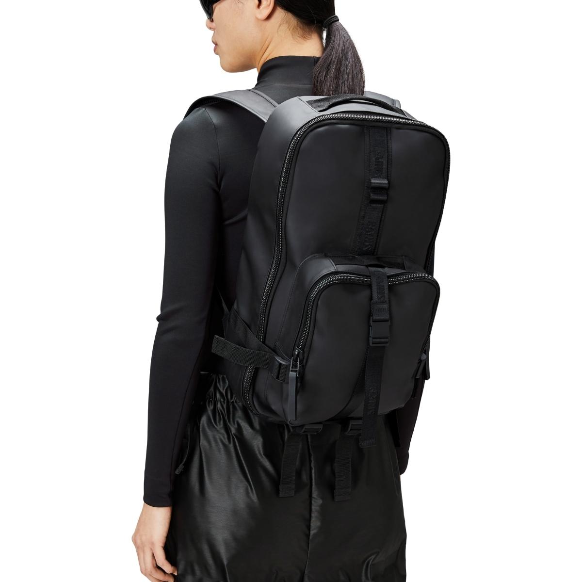 Rains Trail Rucksack in Black