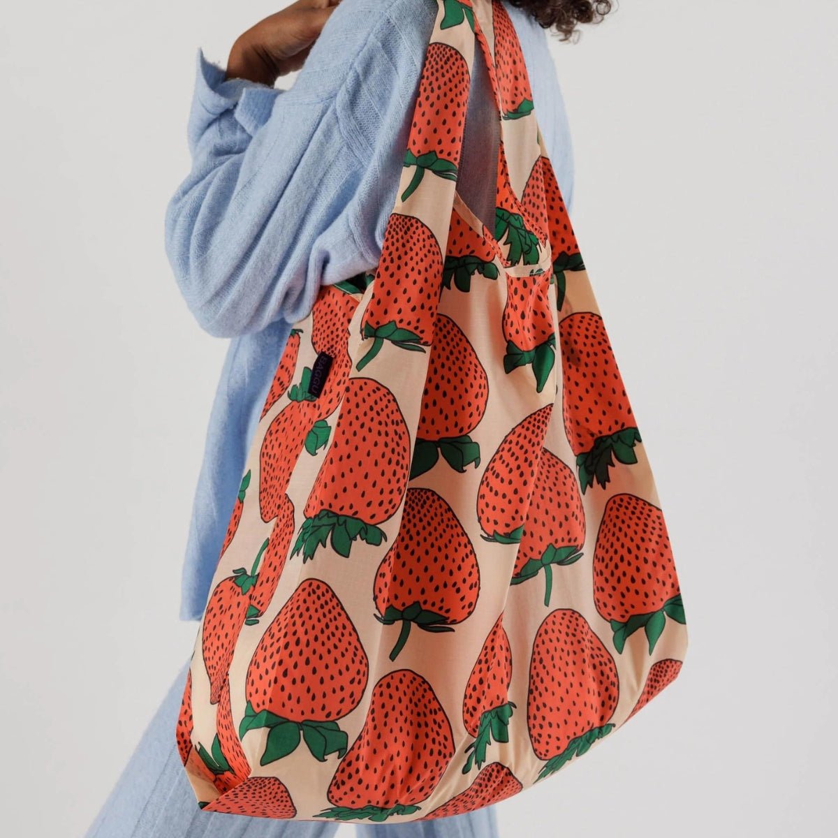 Baggu Big Baggu in Strawberry - Getoutside Shoes