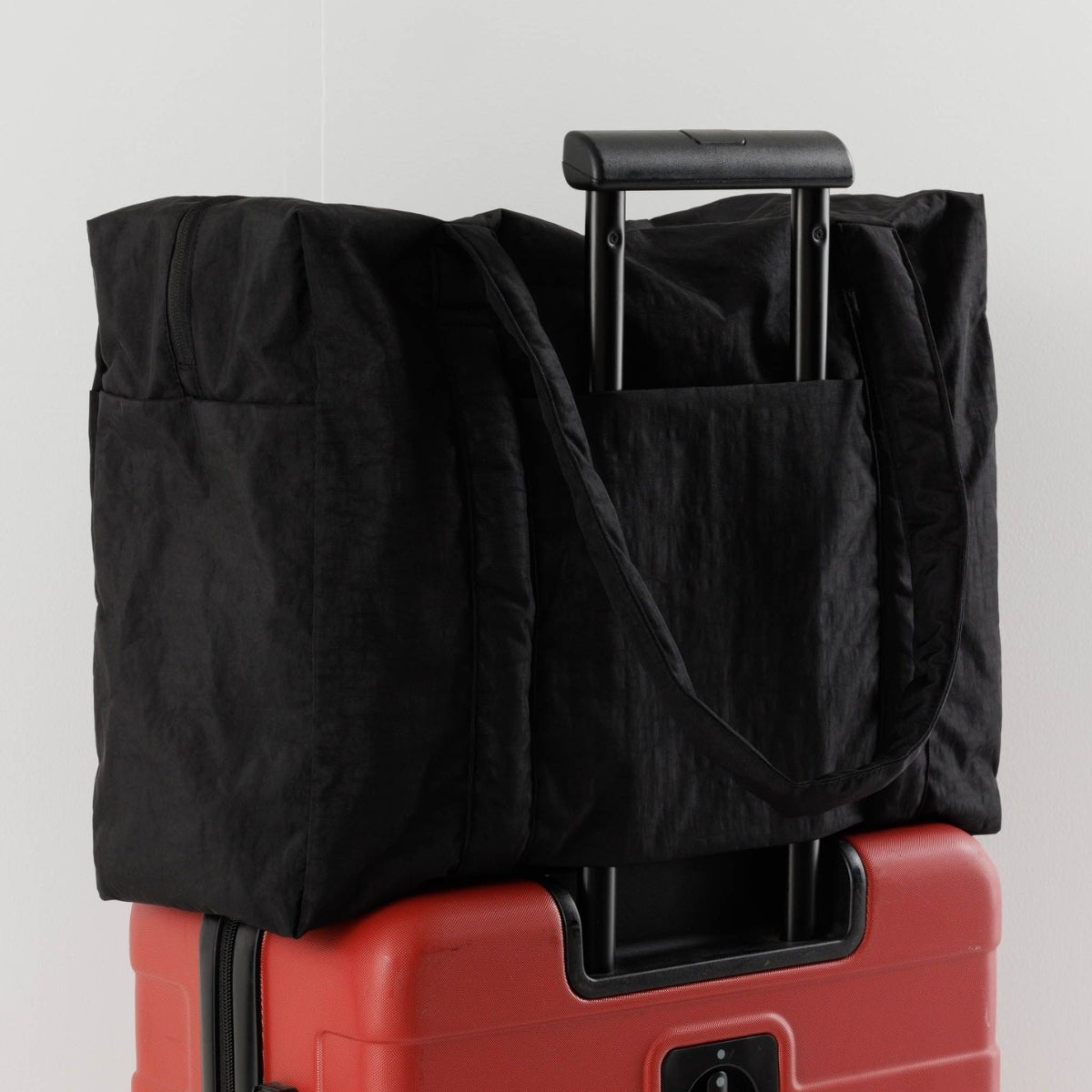 Baggu Cloud Carry-On in Black - Getoutside Shoes