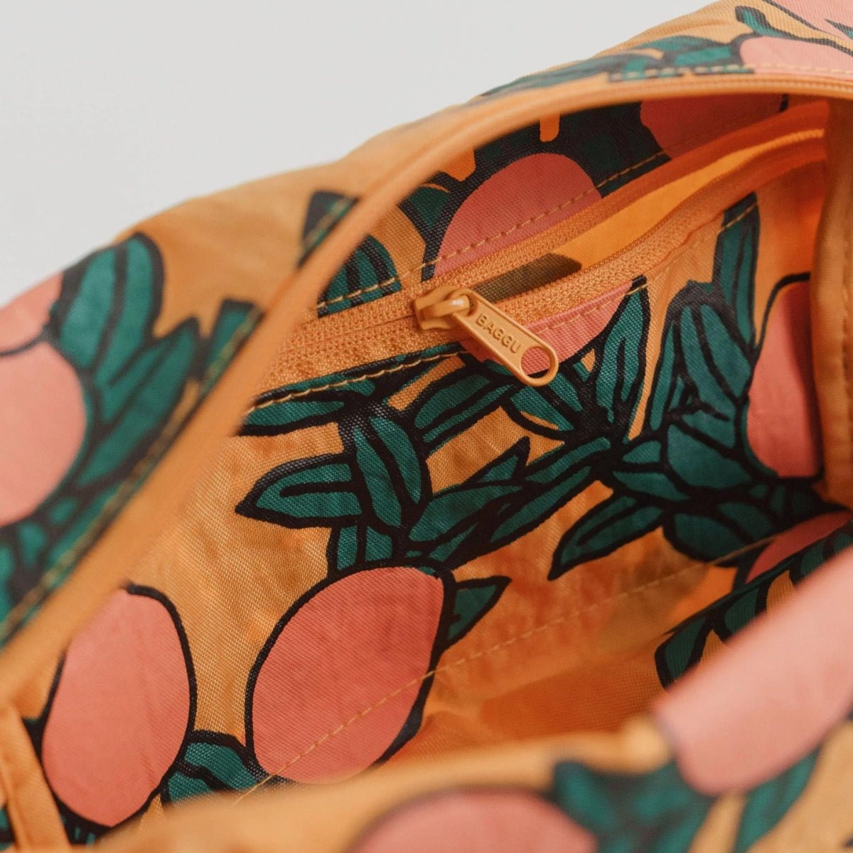 Baggu Dopp Kit in Orange Tree - Getoutside Shoes
