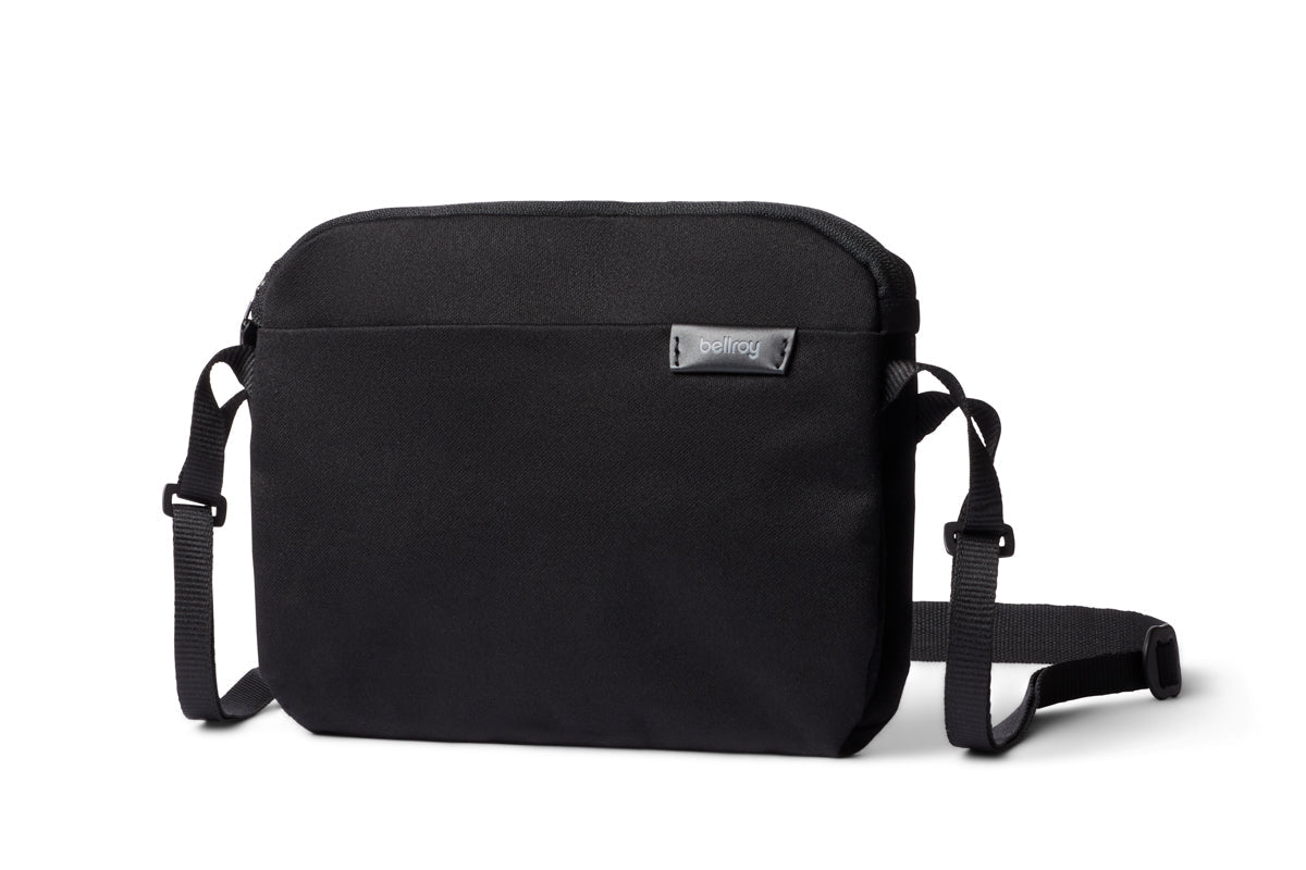 Bellroy City Pouch Plus in Melbourne Black