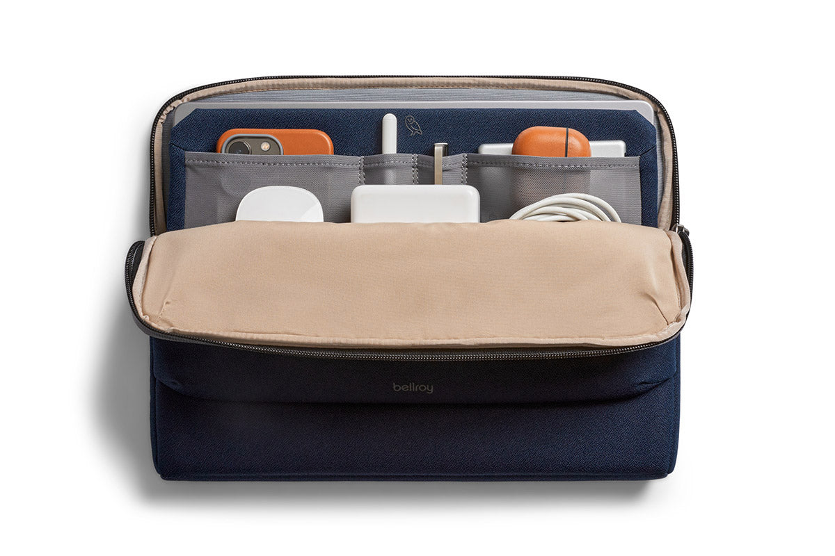 Bellroy Laptop Caddy 14" in Black