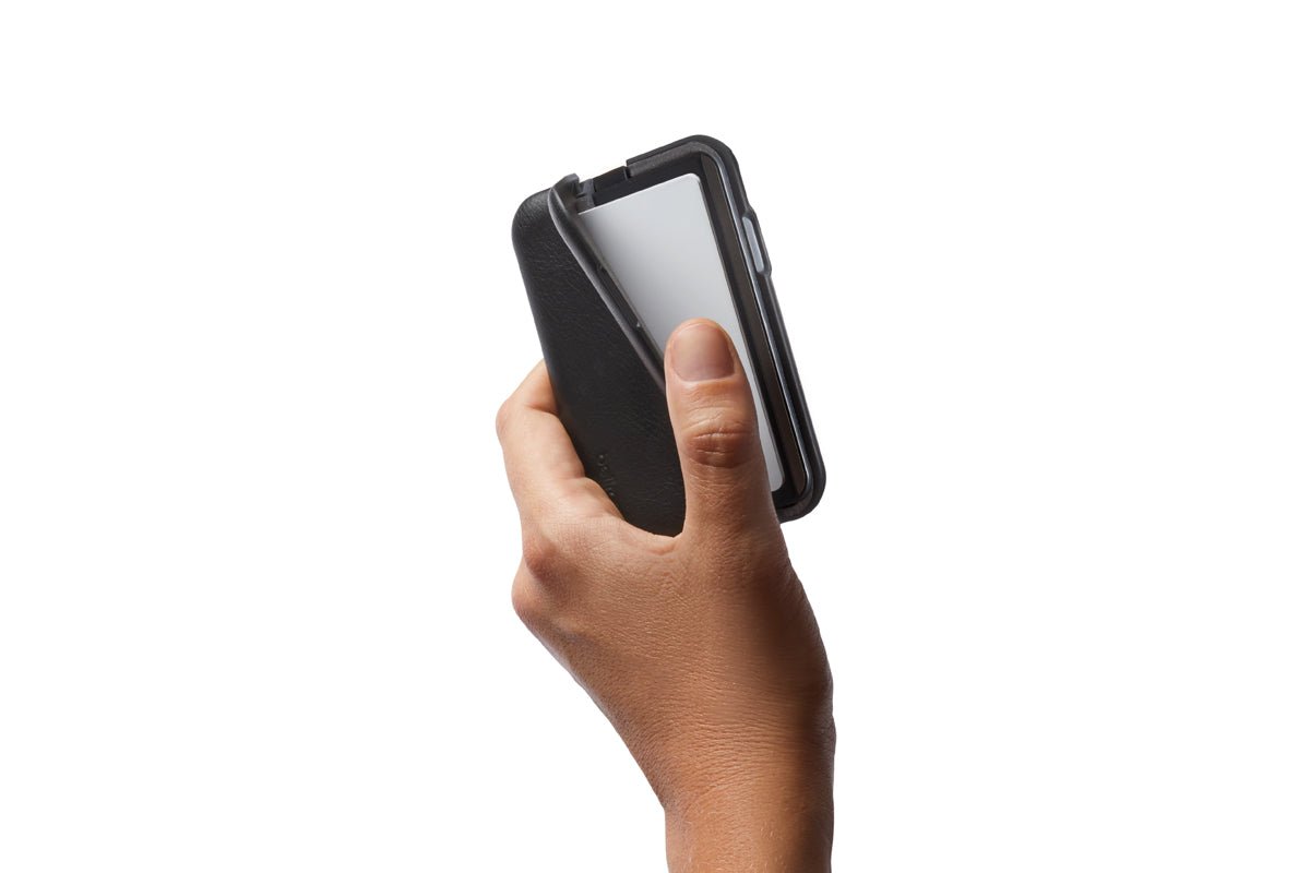 Bellroy Flip Case (Second Edition) in Black - Getoutside Shoes