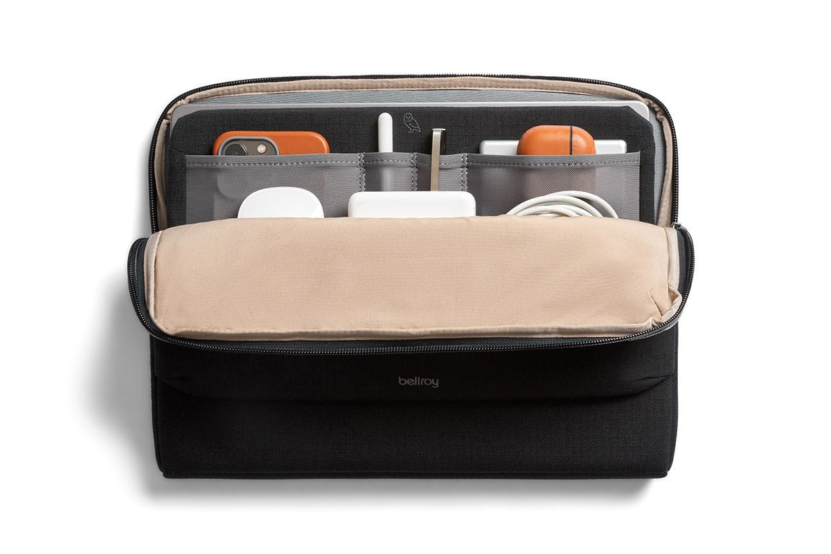 Bellroy Laptop Caddy 14" in Black - Getoutside Shoes